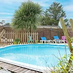 New - Jennifer Piscine Et Feriehus