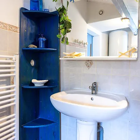 New - Jennifer Piscine Et