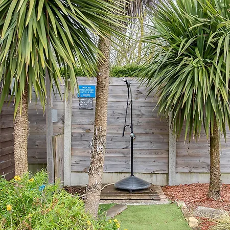 New - Jennifer Piscine Et *